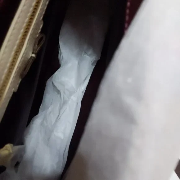 NWOT Henri Bendel 712 Convertible Shoulder Bag in Oxblood - Picture 11 of 16